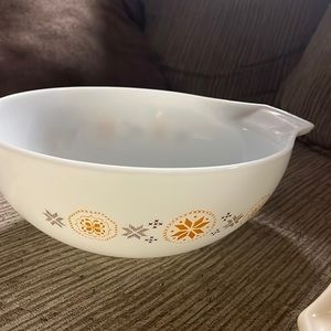 Pyrex bowl